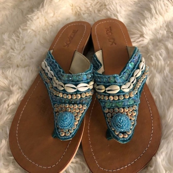 WOMEN’S slippers - Picture 2 of 6